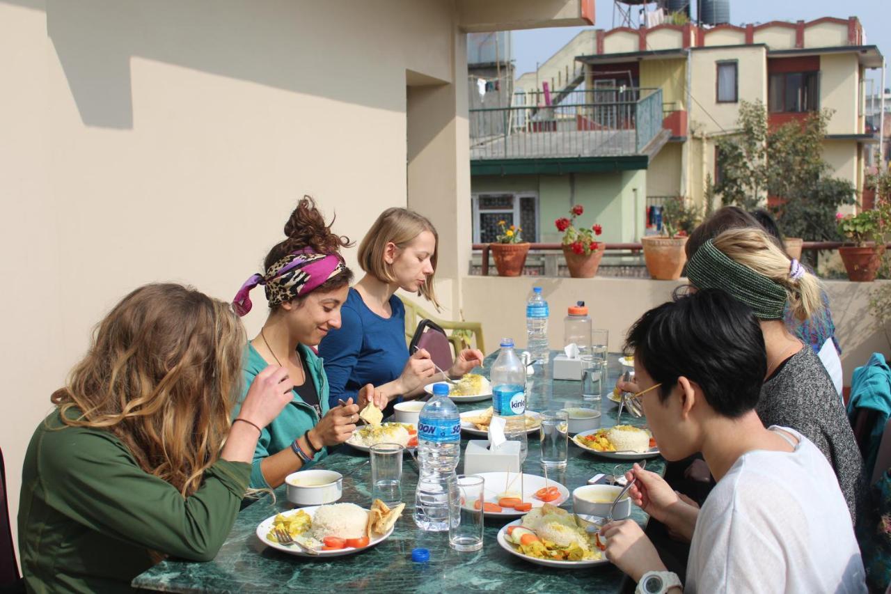 Kathmandu Sunny Hotel Esterno foto
